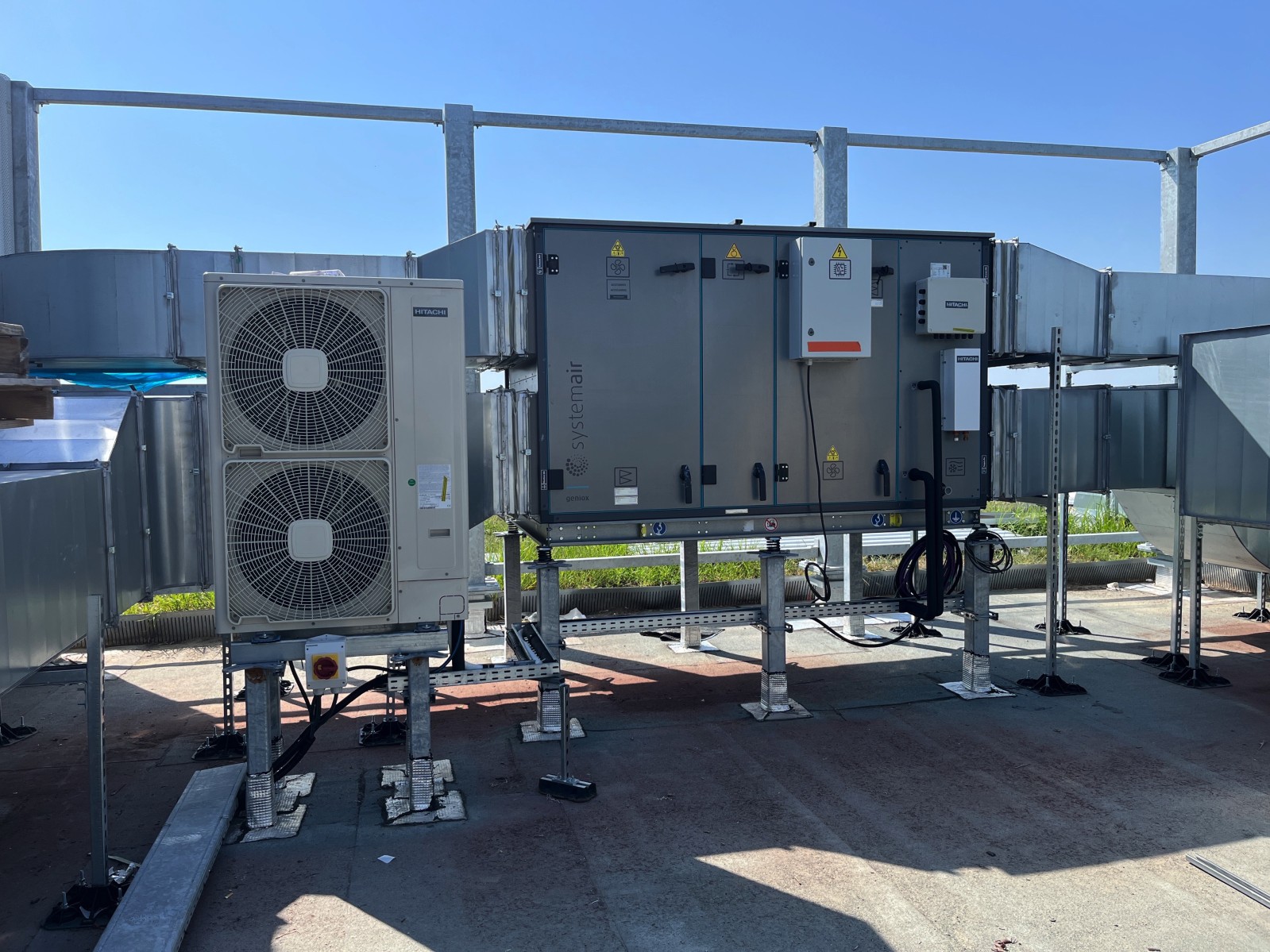 Centrale de traitement d'air installée pour les bureaux Cœur Aéroparc